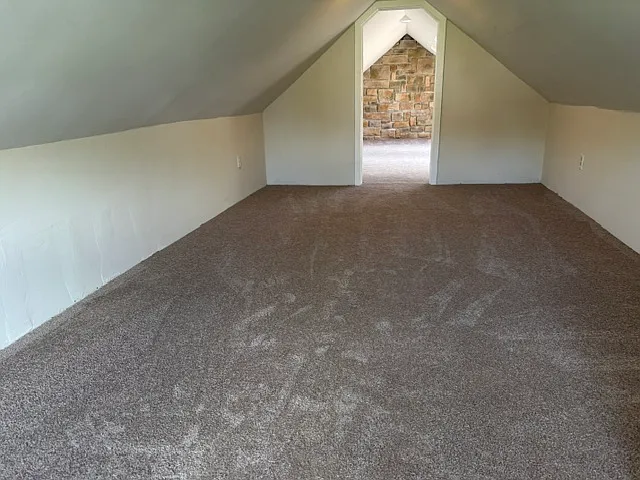1008 Reading Ave — Photo 4