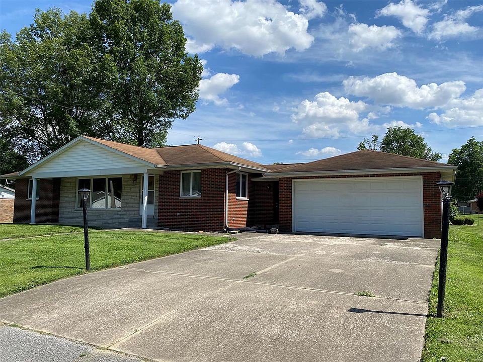 552 W 4th St, Trenton, IL 62293 Zillow