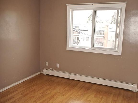 3rd image of 10620 114th St #6