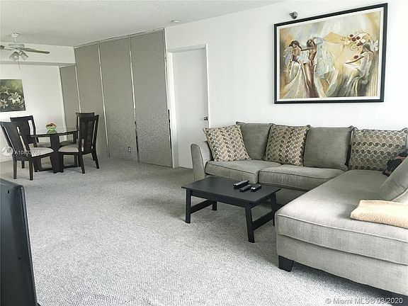 4th image of 3300 NE 191st St APT 403
