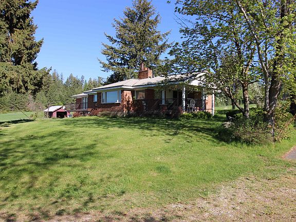 2nd image of 4881A Carr Rd