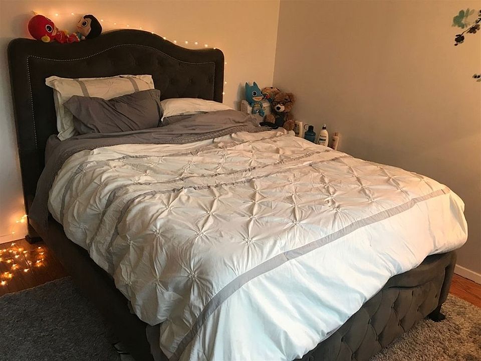 1st image of 347 W 57th St APT 18B