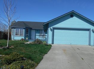 2243 NW Ivy Ct, Redmond, OR 97756