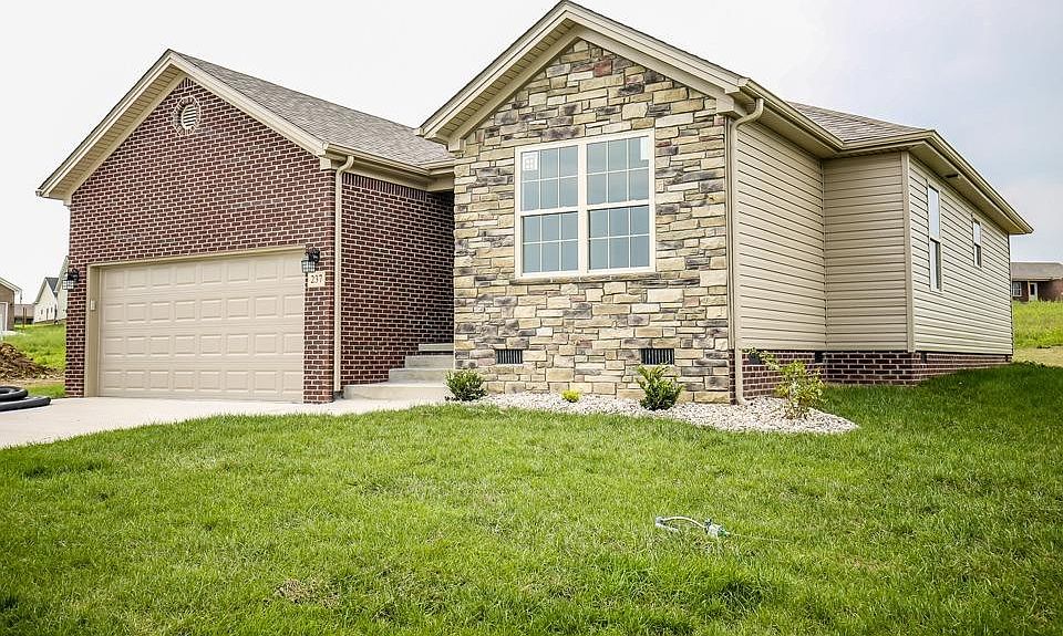 2nd image of 237 Stoney Creek Way