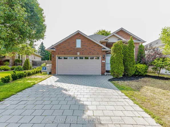 47 Queensway Dr, Strathroy Caradoc, ON N7G 4M2