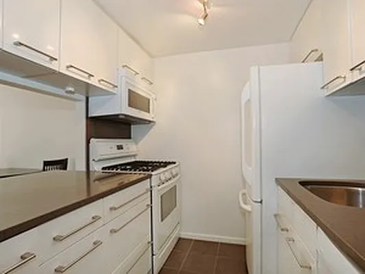 Sold by Corcoran | media 10