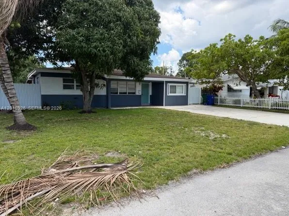 2802 SW 67th Ln, Hollywood, FL 33023