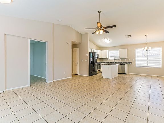 5th image of 418 E Penny Ln