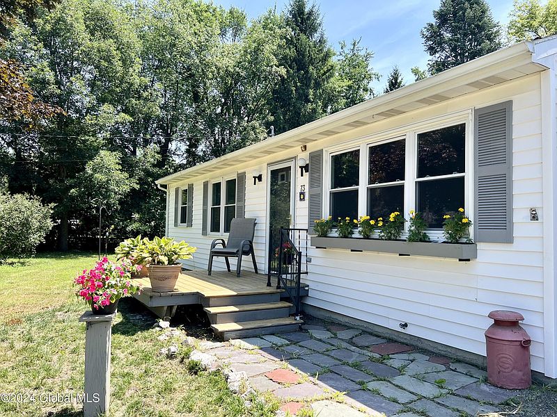 3rd image of 73 Joyce Street