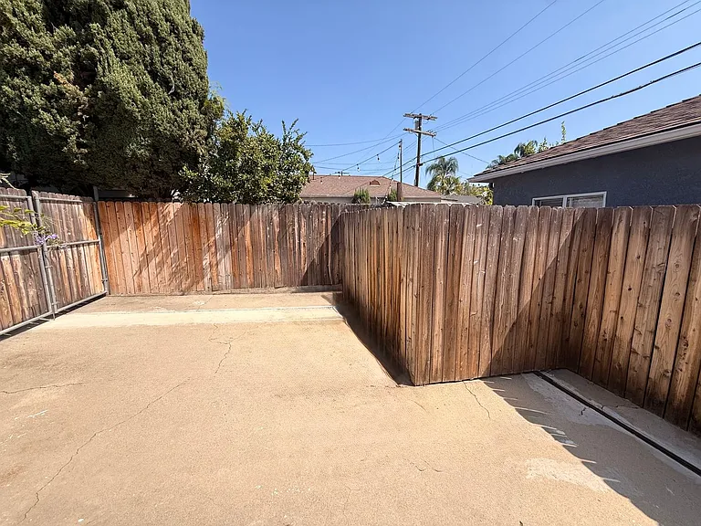 4232 Verdugo Rd — Photo 22