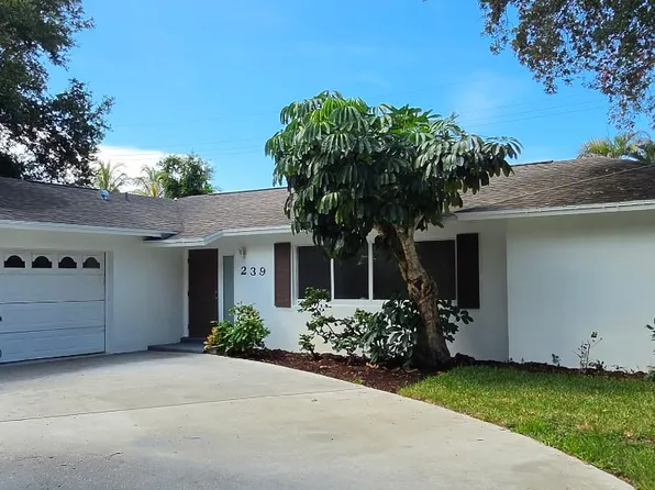 239 W Riverside Dr, Jupiter, FL 33469