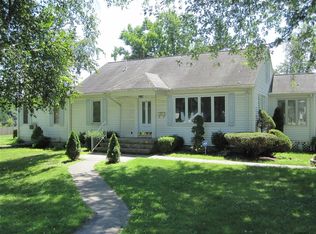 6 Wendell St, Ravena, NY 12143