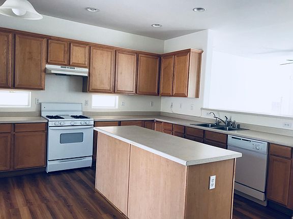 4th image of 8738 Salvestrin Point Ave