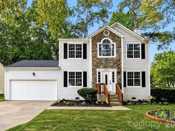 6020 Running Deer Rd, Charlotte, NC 28214