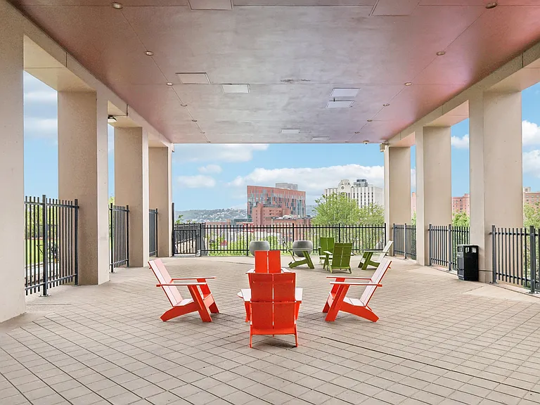 City View Apartments — Photo 13