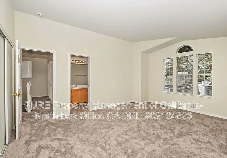520 Laurel Grove Cir — Photo 13