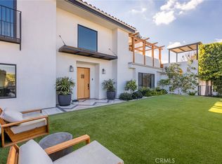 13714 Valley Vista Blvd, Sherman Oaks, CA 91423