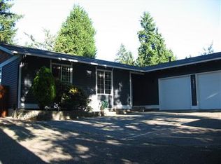 12113 NE 68th Pl, Kirkland, WA 98033