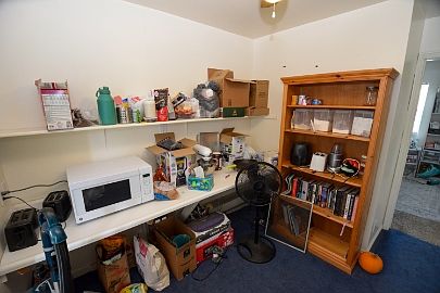 5th image of 686 Darwin Ave #3
