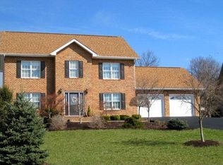 10355 White Pine Ct, Mcgaheysville, VA 22840
