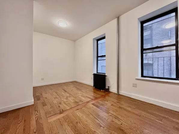 611 West 137th Street image 4 of 19