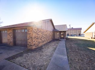 108 Westbury Rd, Ponca City, OK 74601