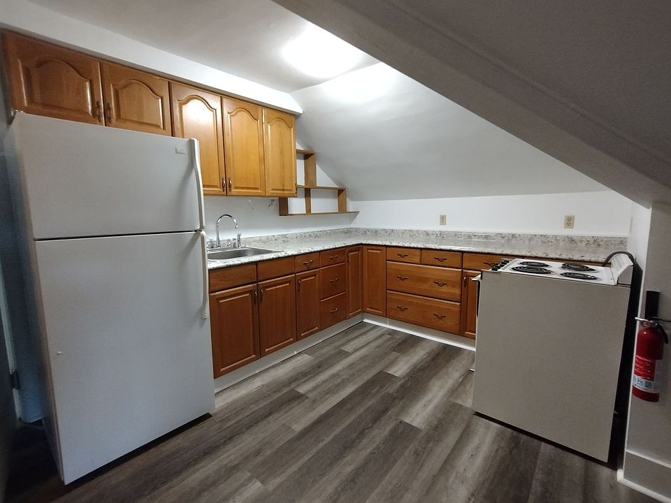 rid418 418420 Ridgeway St Greensburg PA Zillow