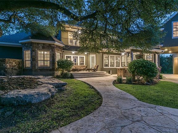 3rd image of 376 Barberry Park