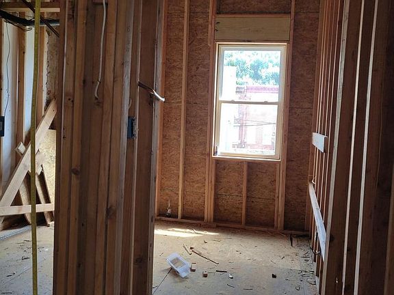 4th image of 1711 N 21st St