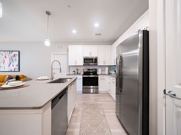 3rd image of 310 N Cattlemen Rd #206