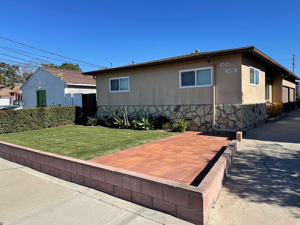 1st image of 16002 S Manhattan Pl