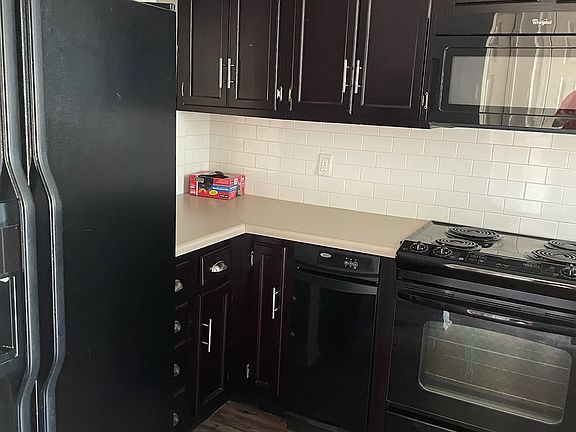 5th image of 7800 N Hills Blvd #102