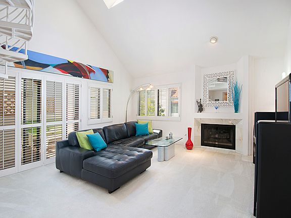 2nd image of 701 Kettner Blvd Unit 216