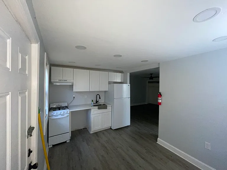 3100 Richmond St #F — Photo 1