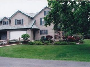 2788 N Colebrook Rd, Manheim, PA 17545