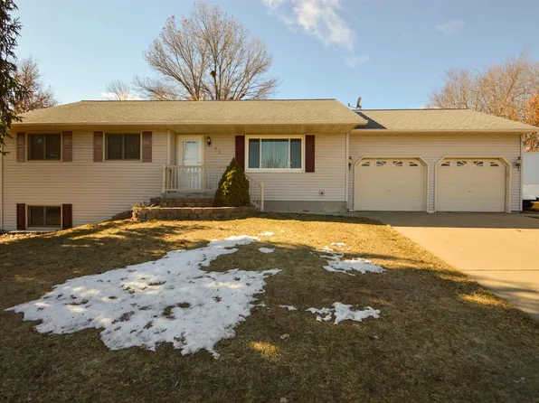 56 Thomas Road, Reedsburg, WI 53959