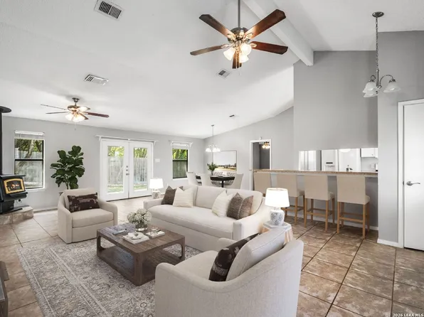 113 E View Point, Boerne, TX 78006