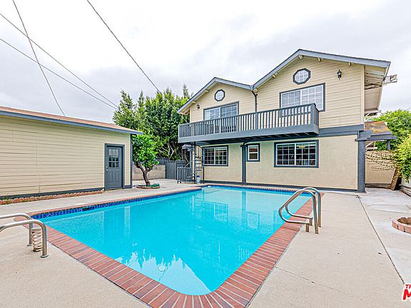 2nd image of 1044 S Saint Andrews Pl