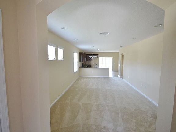 3rd image of 12602 Montford Ln
