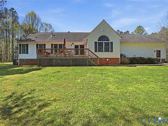 4th image of 16242 Chiswell Ln
