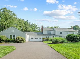 181 Farms Village Rd, West Simsbury, CT 06092