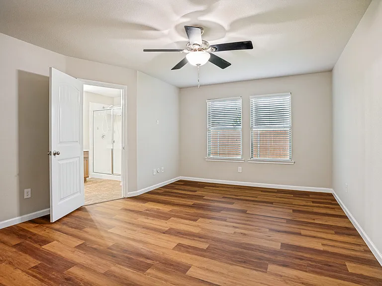 1127 Roman Dr — Photo 14