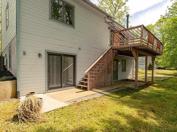 5th image of 4 Nutwood Cir