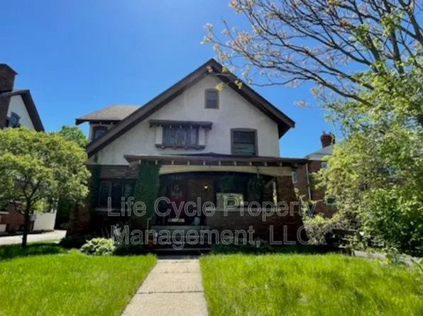 548 Fulton St E APT 3, Grand Rapids, MI 49503