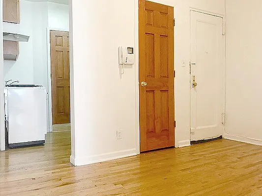 Rented by AJ Clarke | media 22