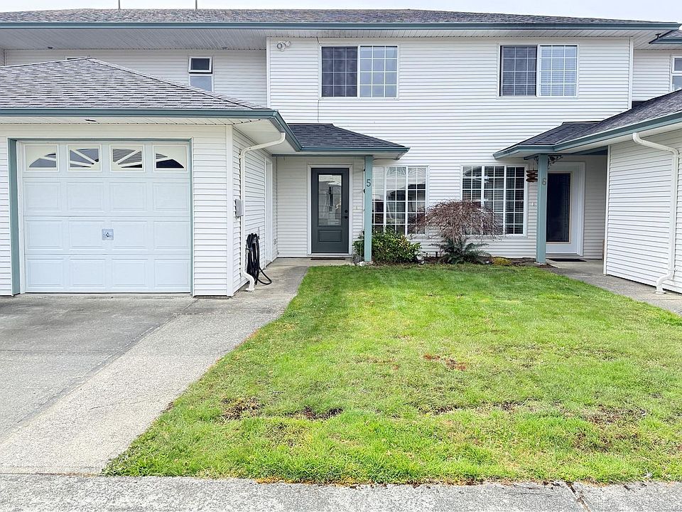 1st image of 2553 Kingcome Pl