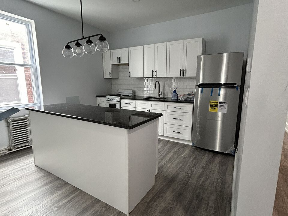 1st image of 5122-1 Walton Ave #2