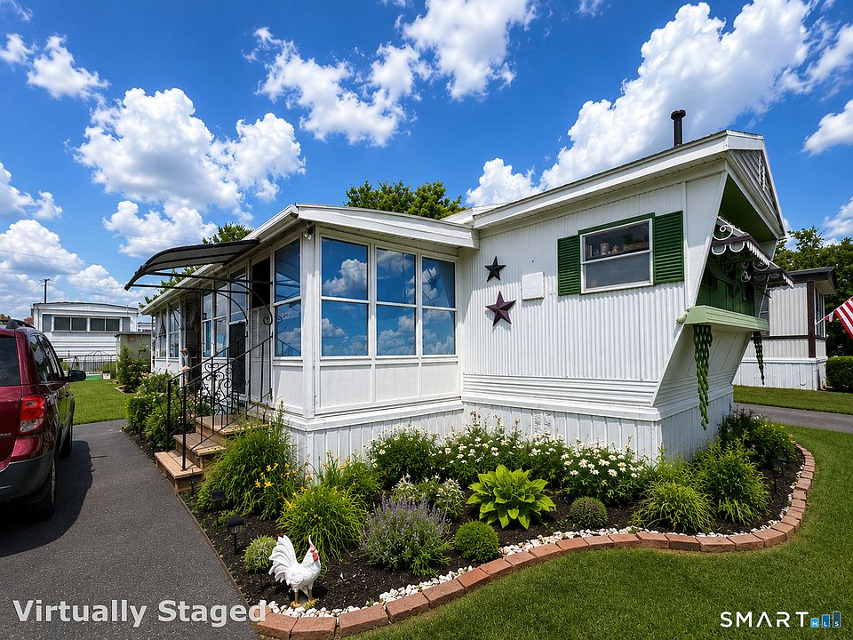 1st image of 18 Rivermead Boulevard