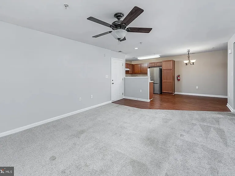 1122 Tristram Cir #1122 — Photo 4