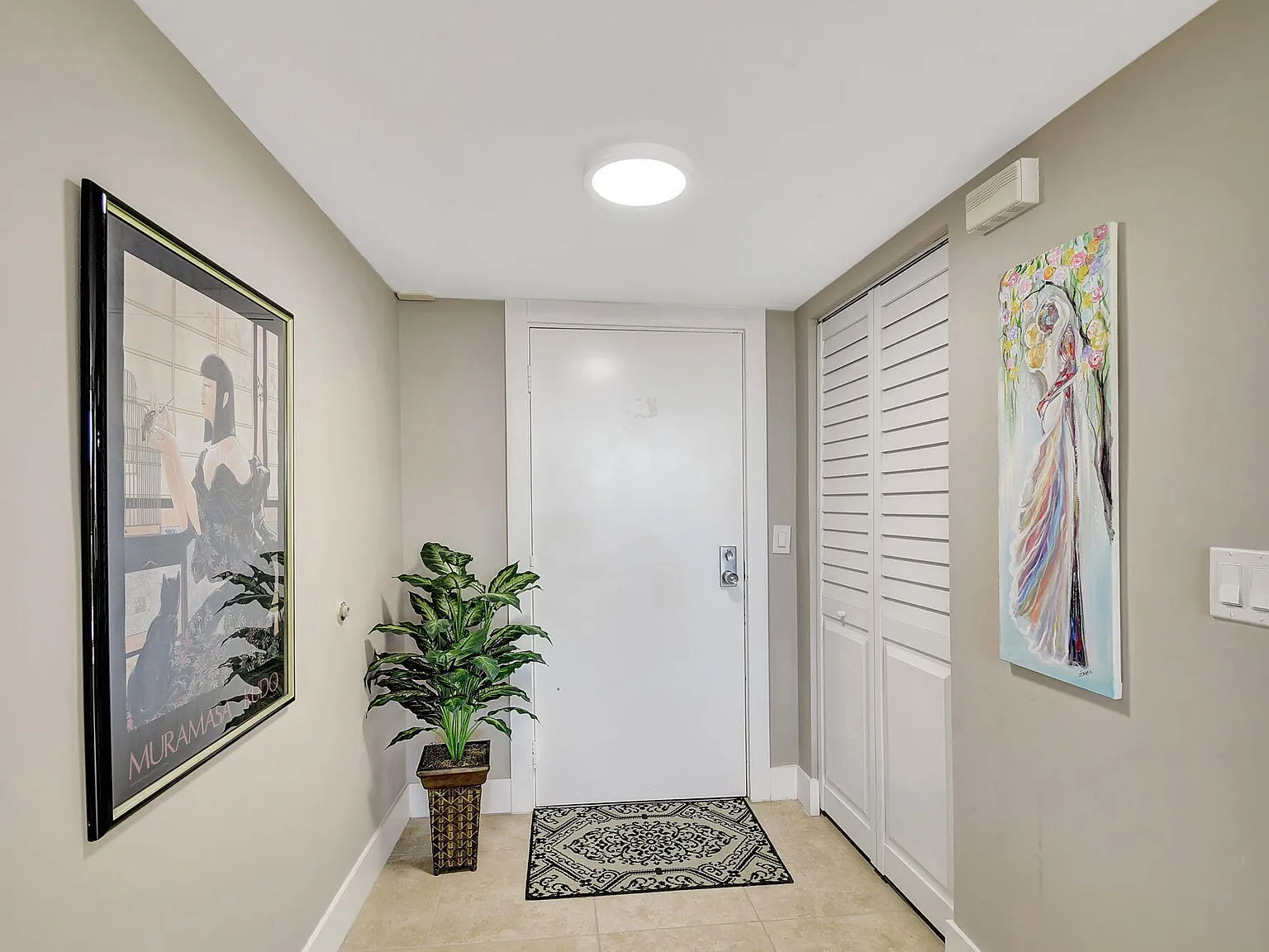 3 bed, 3.0 bath, 1920 sqft, $10,000 — Photo 4